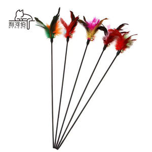 65 सेमी बिल्ली का टीज़र-प्रतिरोधी रंगीन पंख डिजाइन के साथ-पालतू व्यायाम के लिए प्लास्टिक और पंख सामग्री - Product Image 1