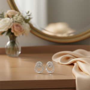 Orecchini a Perno Geometrici di Tendenza con Cristalli Bianchi e Strass in Lega, Gioielli da Festa per Donne, Orecchini alla Moda - Product Image 2