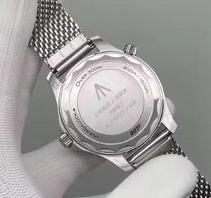 Montre à quartz de luxe en acier inoxydable doré DFS07, marque originale, étanche, double calendrier, personnalisable pour homme - Product Image 4