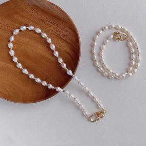 Collier tendance Alien AK Goutte d'eau Perle naturelle baroque pour femmes Accessoires de mode de luxe avec tempérament claviculaire - Product Image 5