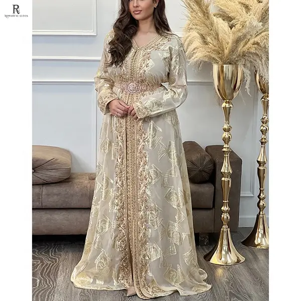 OEM Custom Luxus bestickt Kristall gelb Dubai Kaftan Muslim Marok kanis che Hochzeit Kaftan Kleid Mit Gürtel