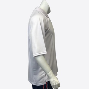 เสื้อกอล์ฟผู้ชายสีขาวลายธงชาติสหรัฐอเมริกา ป้องกันรอยยับ แห้งเร็ว ระบายความชื้น แขนสั้น พิมพ์ลาย สำหรับฤดูร้อน - Product Image 4
