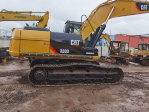 รถขุดตีนตะขาบ CAT 320D มือสอง สภาพดี ยี่ห้อ Caterpillar แท้ รุ่น 320 D ลดราคาพิเศษ - Product Image 2