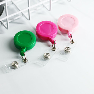 Porte-clés rond en ABS en gros, porte-badge rétractable par sublimation avec clip en métal alligator - Product Image 4