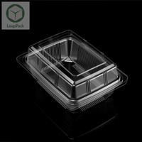 Boîte d'emballage rectangulaire transparente en plastique avec couvercle pour fromage, crème glacée, gâteau aux fruits, sushi, avec gaufrage élégant pour produits alimentaires