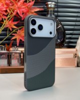 Coque de téléphone antichoc en TPU souple avec texture fibre de carbone et cadre magnétique métallique pour objectif, compatible iPhone 17 16 15 14 Pro Max Samsung Xiaomi