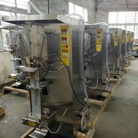 Machine automatique de remplissage et de scellage de sachets de boisson pour eau pure, certifiée CE, pour entreprises de production de boissons