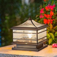 Lampe de poteau solaire LED en cuivre de style européen et chinois, étanche IP33 pour l'extérieur, idéale pour les cours et les jardins