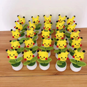 Vente en gros de plantes en pot mignonnes faites à la main en crochet, dessin animé Pikachi, pour la fête des mères, la fête des pères, décoration de table, maison, voiture - Product Image 3