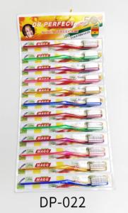 Brosse à dents manuelle légère et fine avec manche en plastique pour adultes, poils moyens, design coloré, usage domestique, service ODM - Product Image 6