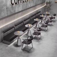 Café-bar de style industriel personnalisé en acier inoxydable Restaurant à thème Tables et chaises de restaurant en cuir PU