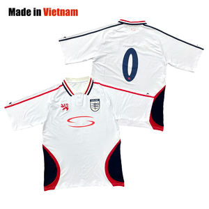 เสื้อฟุตบอลคอโปโลแบบสั่งทำจากโรงงาน ผ้าโพลีเอสเตอร์ระบายอากาศได้ดี สวมใส่สบาย เหมาะสำหรับเล่นกีฬาและสวมใส่ลำลอง - Product Image 1