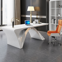 Bureau de direction créatif en peinture blanche, style luxe léger, pour un seul bureau