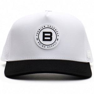 Gorra de Béisbol Personalizada de 5 Paneles de Goma PVC con Logotipo Impermeable, Gorras Perforadas con Corte Láser, Gorras Deportivas de Alto Rendimiento para Golf - Product Image 3