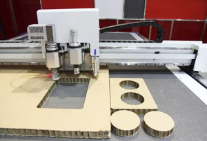 Machine de découpe numérique certifiée CE pour carton et papier avec composants de moteur intégrés - Product Image 3