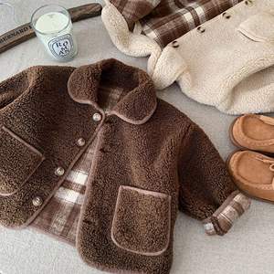 Новая детская повседневная куртка 2025 года, зимняя, в новом корейском стиле, для мальчиков, из овечьей шерсти и кожи, теплая, для малышей - Product Image 3