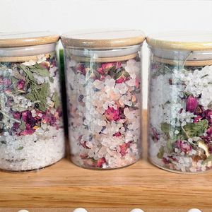 NATTH Sels de bain aux fleurs 100% Huile Essentielle Pure - Pour le Bain à Domicile et le SPA - Apaisant et Revitalisant pour la Peau et l'Esprit - Product Image 5