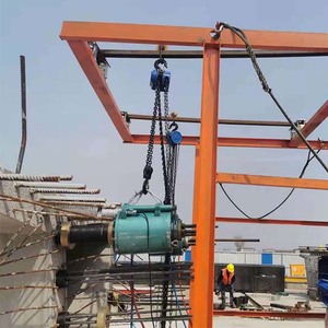Vérin de tension précontraint creux de 450 tonnes de capacité 500 150 - Product Image 2