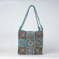Nouveaux sacs en raphia colorés au crochet pour femmes 2026