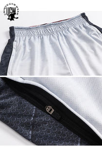 กางเกงขาสั้นออกกำลังกายสำหรับผู้ชาย ผลิตจากผ้าโพลีเอสเตอร์/คอตตอน พิมพ์ลายซิลค์สกรีน เป็นมิตรต่อสิ่งแวดล้อม เอวแบบมีเชือกผูก แห้งเร็ว ระบายอากาศได้ดี - Product Image 6