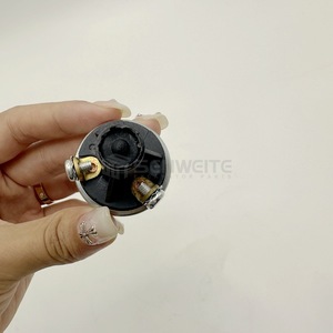 Interruptor de presión Schweite 0G6820 G1/4 de latón 10Psi para motor Generac Guardian - Product Image 1