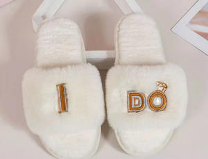 Mariage intérieur-extérieur léger à bout ouvert pour femmes pour pantoufles nouveau style en peluche blanche avec semelle extérieure en EVA pour l'hiver - Product Image 5