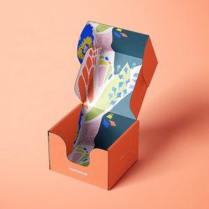 Scatola per Imballaggio con Stampa di Logo Personalizzato, Piccola Scatola da Spedizione Pieghevole 6x4x3 in Carta e Cartone Ondulato Bianco e Colorato con Rivestimento UV - Product Image 3