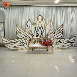 ฉากหลังโลหะสีทองสำหรับงานแต่งงานฉากหลังดอกบัวหรูหราปรับแต่งได้อย่างเรียบหรูสำหรับตกแต่งงานแต่งงาน - Product Image 1