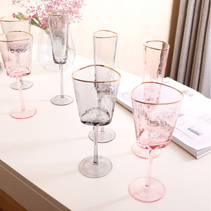 Gobelet en verre à champagne doré européen Marteau <span class=keywords><strong>rose</strong></span> et <span class=keywords><strong>gris</strong></span> avec <span class=keywords><strong>vin</strong></span> rouge Design moderne Couleur <span class=keywords><strong>rose</strong></span> Coupe à bord doré - Product Image 3