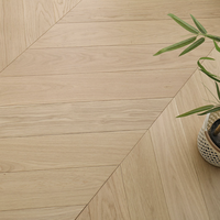 Parquet en chêne moderne personnalisé à chevrons, en bois d'ingénierie, avec installation par système de clic, pour villa, appartement, bureau, chambre