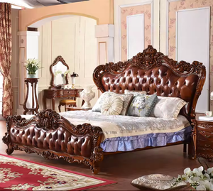 Lit en bois massif classique de luxe européen - Tête de lit sculptée décorative, mobilier de chambre à coucher français - Product Image 3