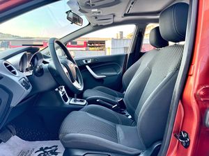Auto Usado Barato, Ford Fiesta Hatchback de <span class=keywords><strong>Segunda</strong></span> <span class=keywords><strong>Mano</strong></span>, 1.5L 4AT LHD 110HP Diseño Deportivo, 6 Airbags, Auto Usado Confiable para Exportación - Product Image 6