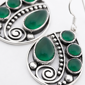 Orecchini a Goccia Vintage Bohémien con Pietra Verde, Gioielli di Moda per Donne - Product Image 4
