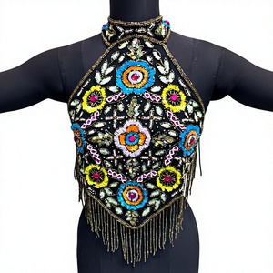 Haut de danse du ventre pour femmes adultes, orné de perles, broderie florale, franges, tenue de performance, style tribal exotique, costume de scène - Product Image 1