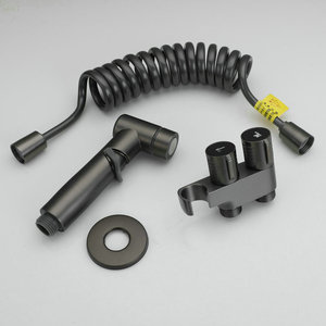 Черный ручной распылитель для биде - Product Image 4
