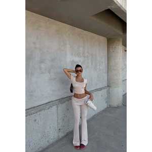 Ensemble Cody beige pour femmes - Product Image 2