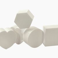 Máquina de corte CNC de bloques de espuma EPS con hilo caliente de China, engranaje de bomba para control de motor de alta potencia, operación automática precisa