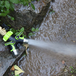 Répartiteur de <span class=keywords><strong>tuyau</strong></span> d'<span class=keywords><strong>arrosage</strong></span> de jardin 2 voies 3/4 pouce Adaptateur de connecteur en Y pour robinets intérieurs et extérieurs Outils de jardin Plastique et alliage de zinc - Product Image 6