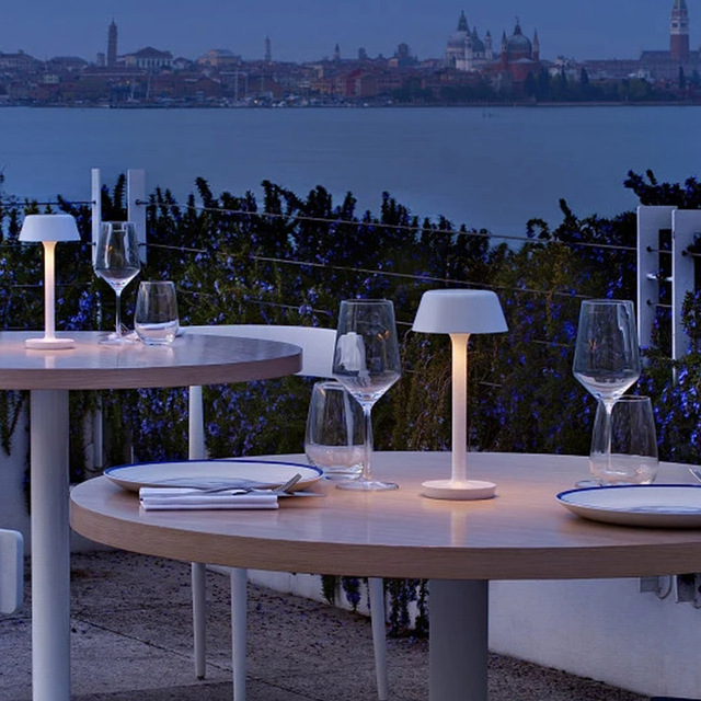 New Design Touch Switch Led Lights Lampen Luxury Rechargeable Table Lamp Outdoor Eye protection Desk Lamp Led