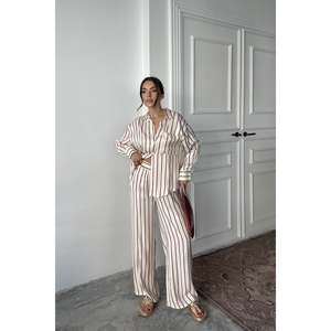 Ensemble en satin rayé bordeaux en gros, style décontracté, haut ajusté, pantalon skinny, col à nœud, décoration en dentelle, taille XL, printemps - Product Image 4