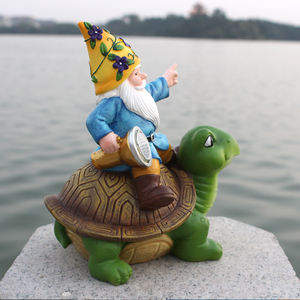 La más nueva decoración de jardín de resina estatua de Gnomo de resina sentada en estatuilla de Gnomo de tortuga figuritas de jardín con energía solar - Product Image 2