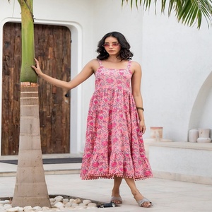 Robe ethnique longue à bretelles vintage à imprimé floral rose de qualité supérieure pour femmes 100% coton respirant séchage rapide ODM - Product Image 2