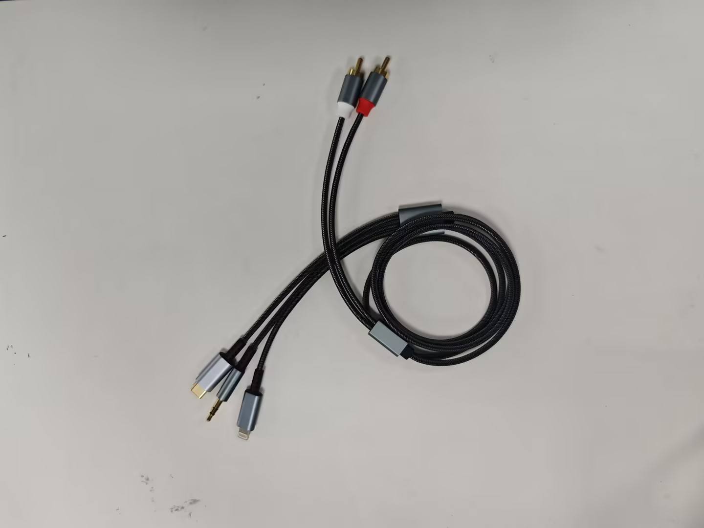 ประเภท-C / 3.5MM/แอปเปิ้ลหัว RCA * 2