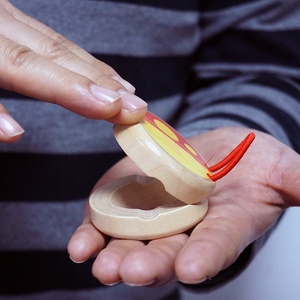 Stock <span class=keywords><strong>Castagnettes</strong></span> pour enfants Planche de <span class=keywords><strong>danse</strong></span> en bois Orff Basson Percussion Instrument de musique jouet pour développer le sens du rythme des bébés - Product Image 2