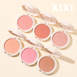 Pee Xixi Blush Monochrome Pearl Finish pour le maquillage quotidien des jeunes femmes - Product Image 1