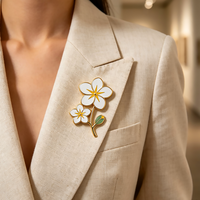 Magnifiques badges personnalisables en émail dur/souple plaqués or, broches à fleurs sur mesure en métal, artisanat personnalisé