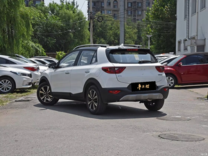 Tout nouveau <span class=keywords><strong>Stonic</strong></span> KX1 2024, SUV subcompact édition Fun, 1.4L, boîte manuelle, essence, Euro VI, conduite à gauche, toit en alliage d'aluminium, 5 portes, R16 - Product Image 5