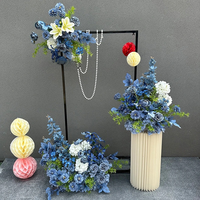 Arche de mariage en mousse pour fond de décoration de mariage Fleur artificielle suspendue Rangée de fleurs en plastique légère faite à la main
