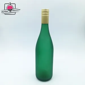 750ml Frosted green glass sake bottle for Japan wine