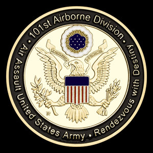 Pièce de monnaie commémorative créative de la <span class=keywords><strong>Division</strong></span> Aéroportée 101, avec insigne d'aigle et médaille de hommage, cadeau souvenir pour les fans et la décoration - Product Image 2